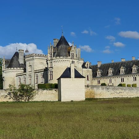 Le Gite Du Puits Aubert Breze Exterior photo